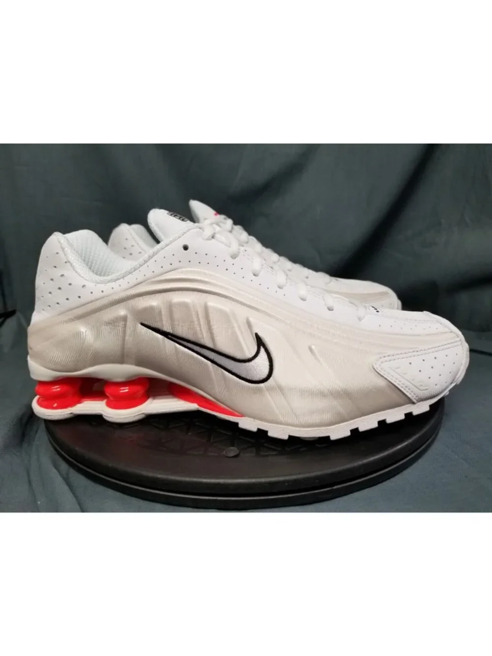 Nike shox r4